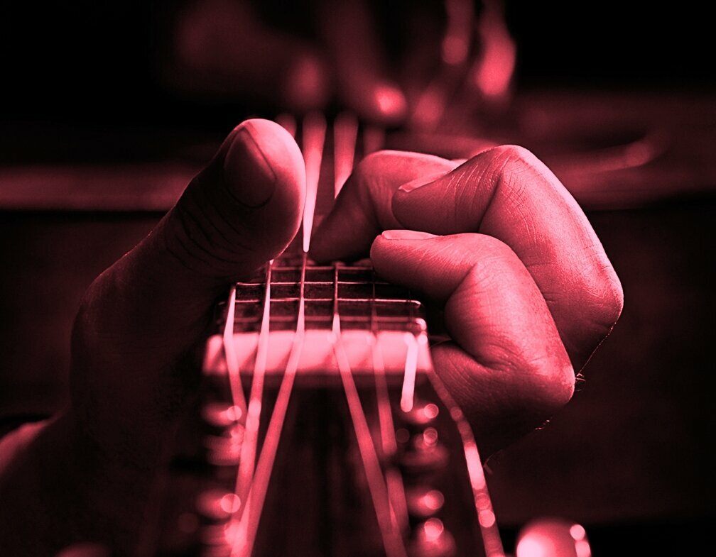 playing-guitar